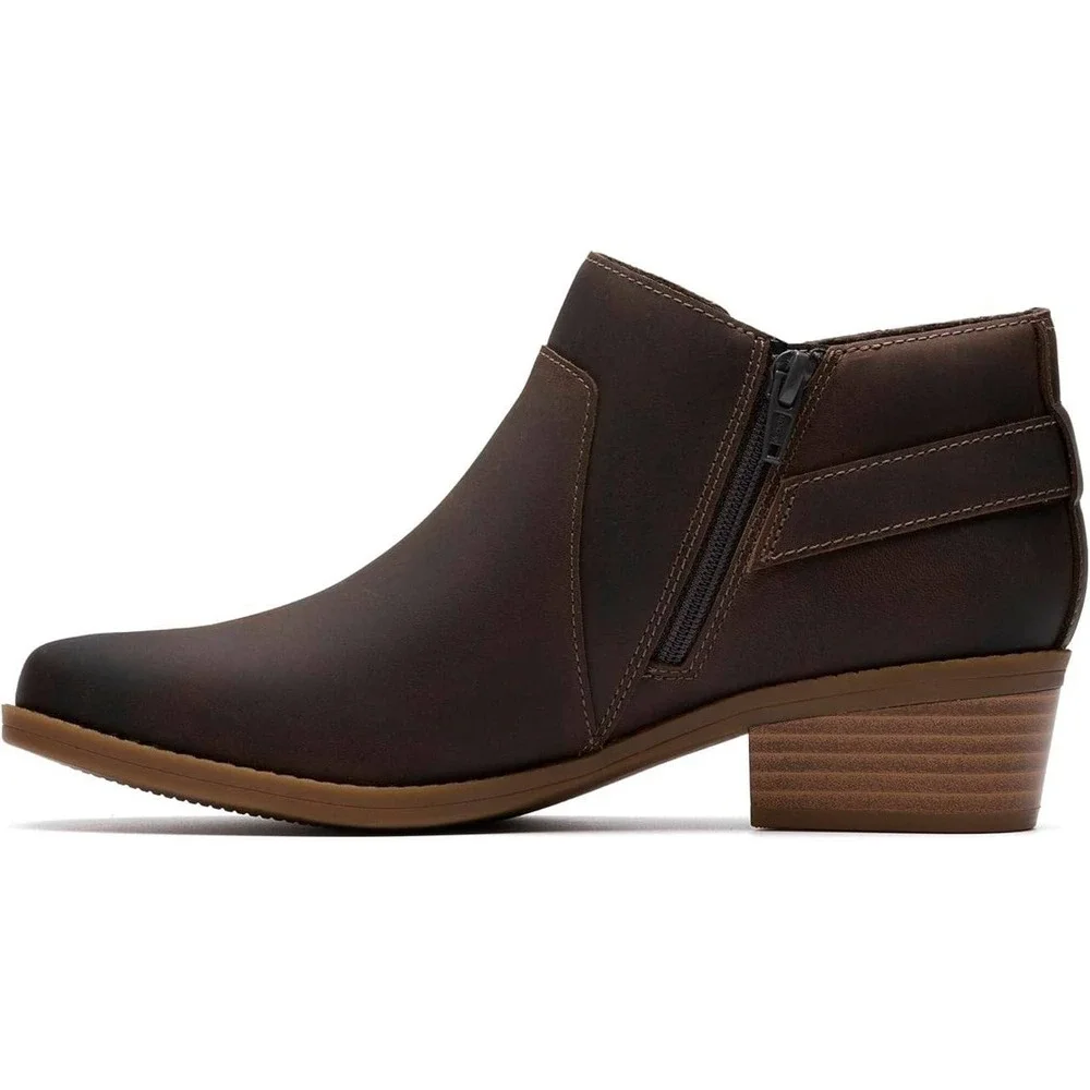 Clarks Collection Danyelle Taupe Leather Ankle Boots Women Size 11 Zip Bootie